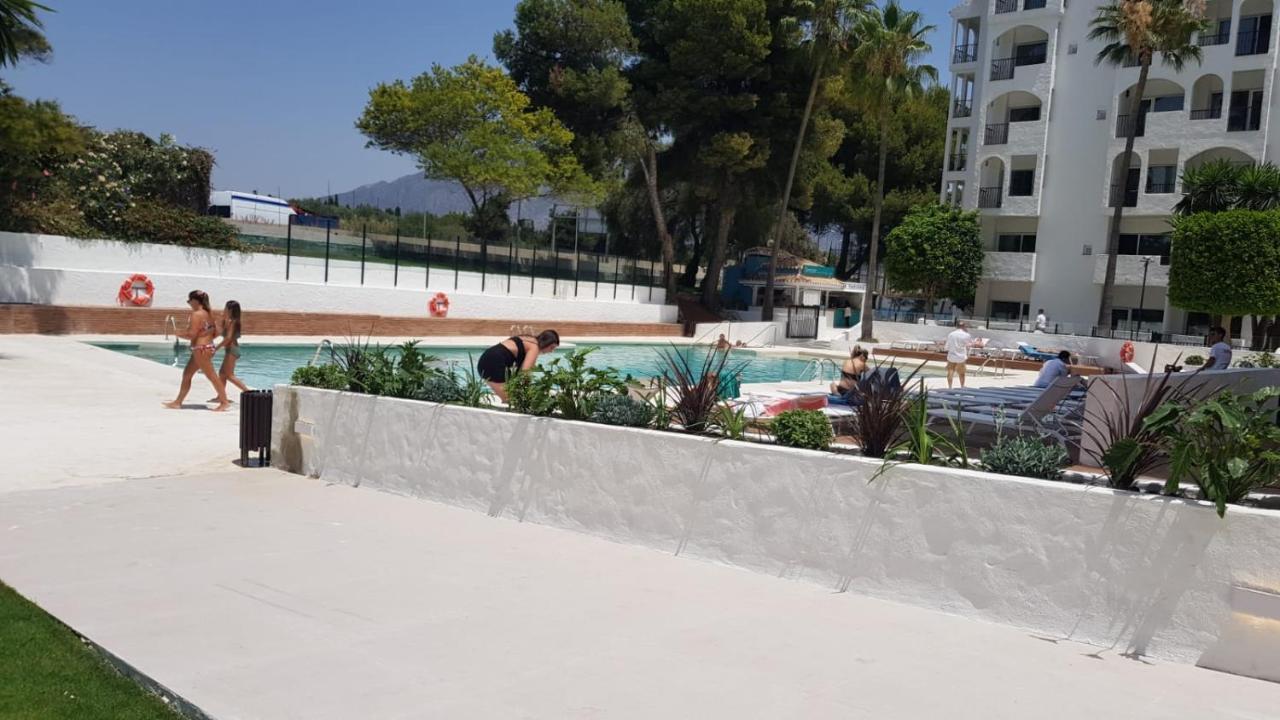 New & Beautiful Loft In Puerto Banus Appartement Marbella Buitenkant foto