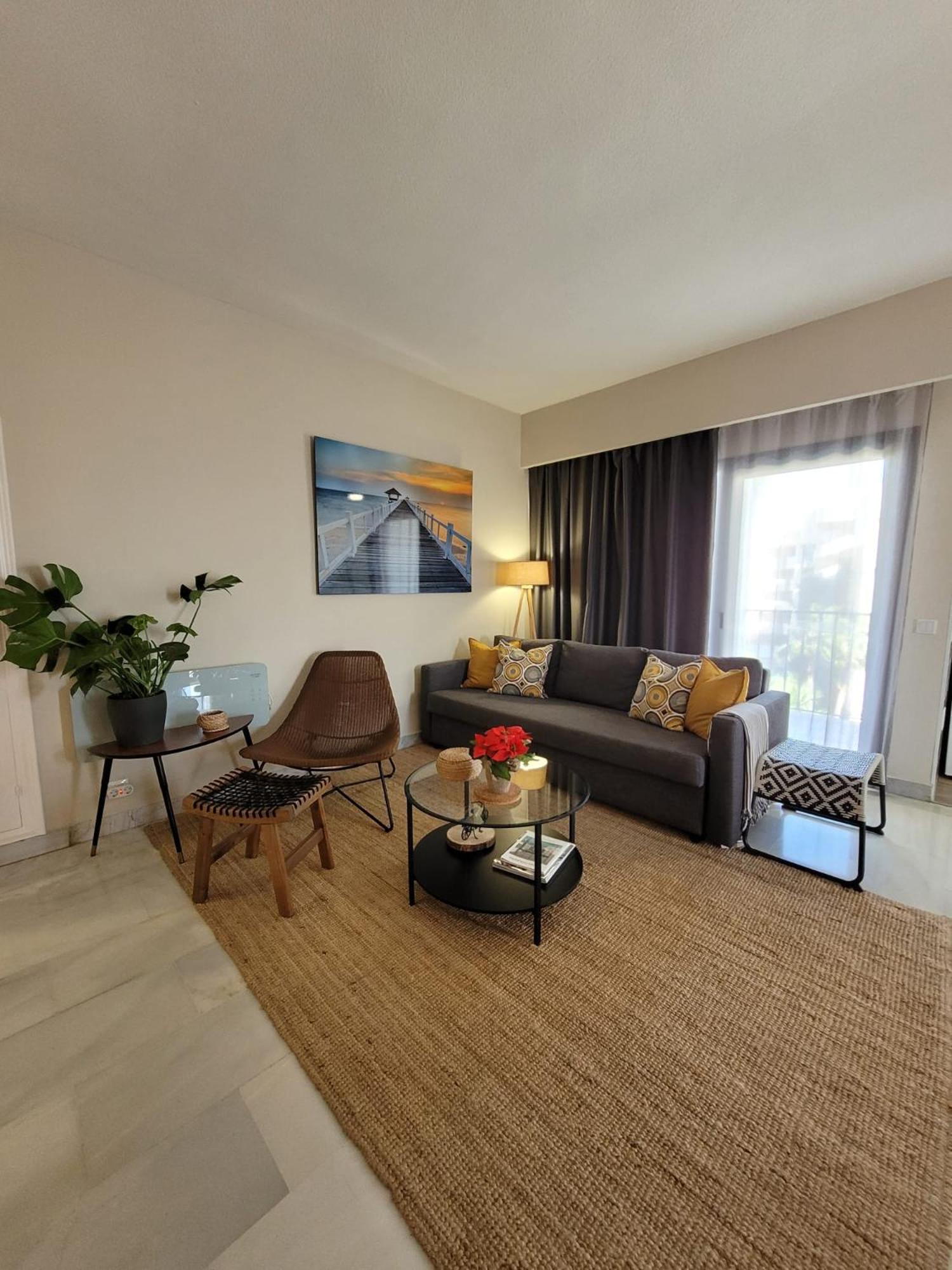 New & Beautiful Loft In Puerto Banus Appartement Marbella Buitenkant foto