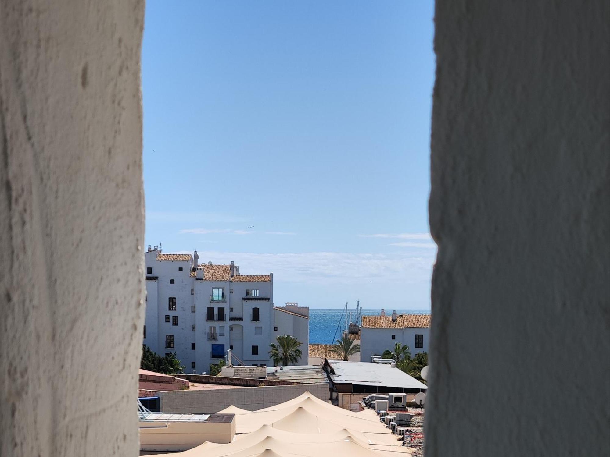 New & Beautiful Loft In Puerto Banus Appartement Marbella Buitenkant foto