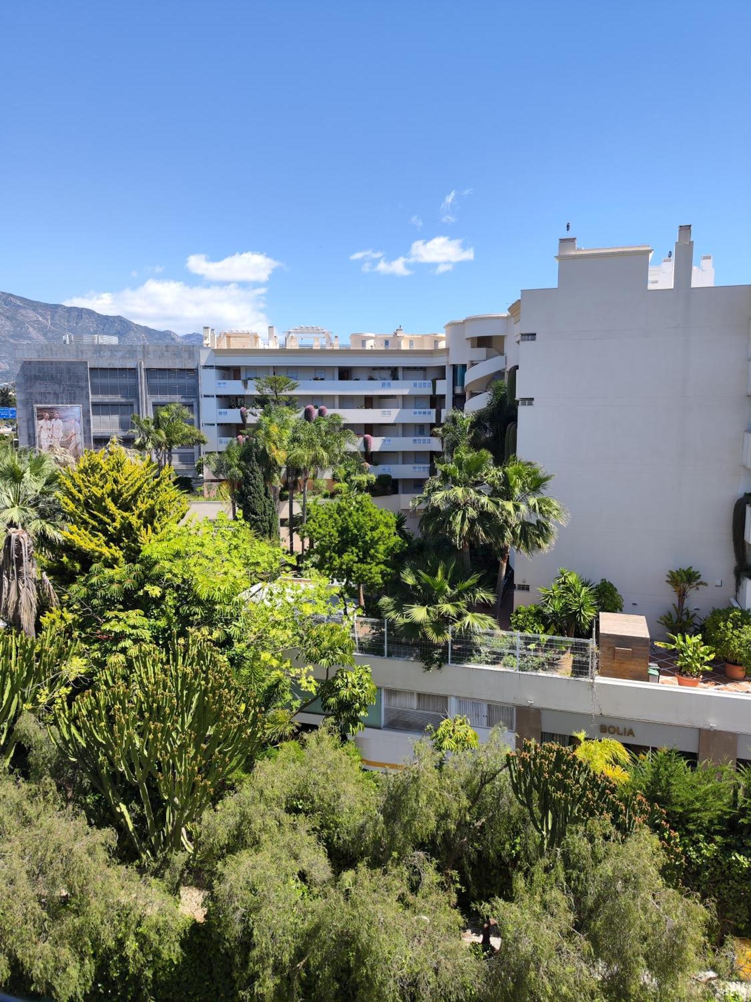New & Beautiful Loft In Puerto Banus Appartement Marbella Buitenkant foto
